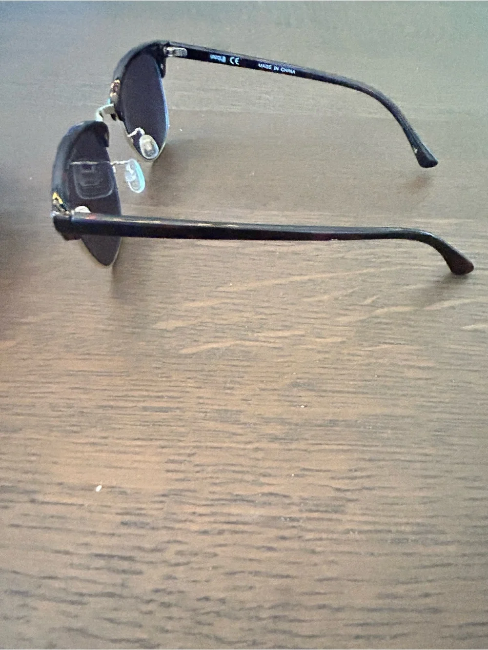 Uniqlo tortoise shell